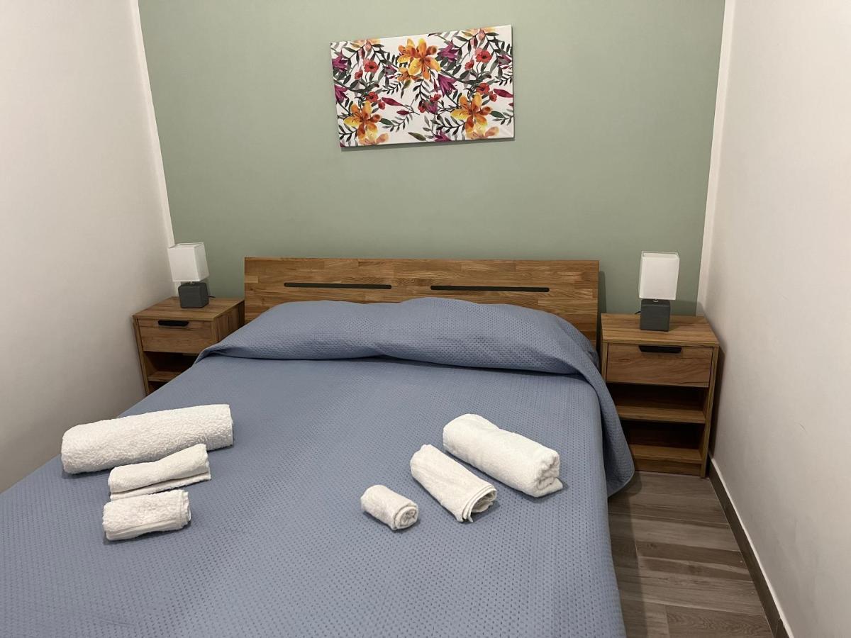 דירות גלה Casa Ai Tre Campanili מראה חיצוני תמונה