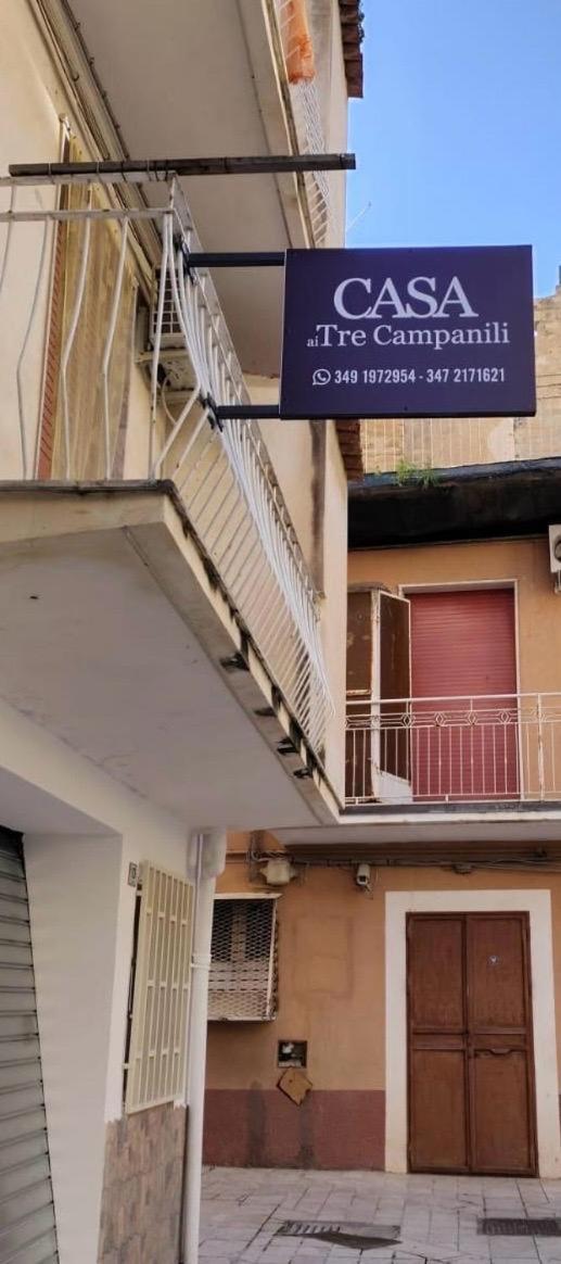 דירות גלה Casa Ai Tre Campanili מראה חיצוני תמונה
